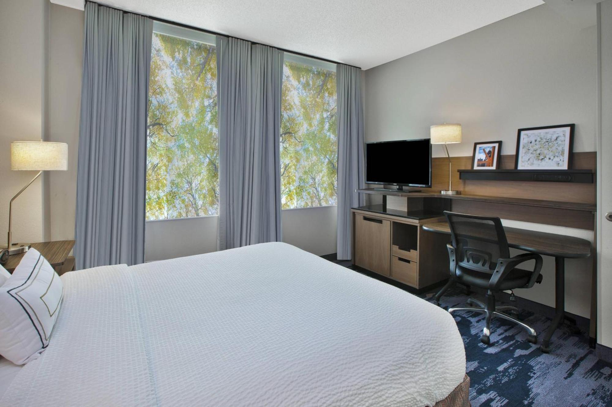 Fairfield Inn & Suites By Marriott Milwaukee Downtown Zewnętrze zdjęcie