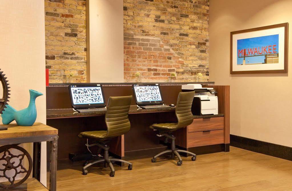 Fairfield Inn & Suites By Marriott Milwaukee Downtown Zewnętrze zdjęcie